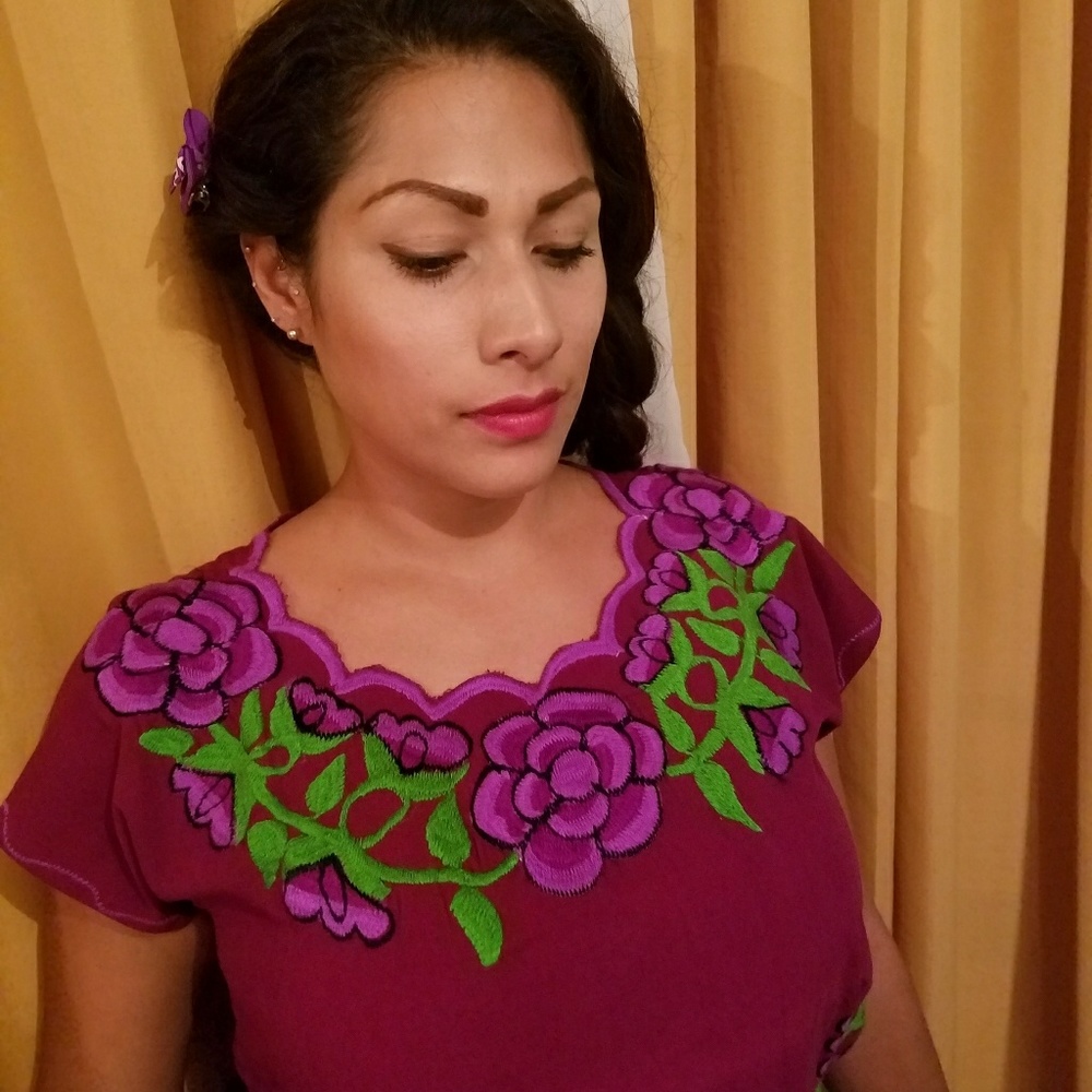Boho/Mexican Embroidered Top - Picture 8 of 8